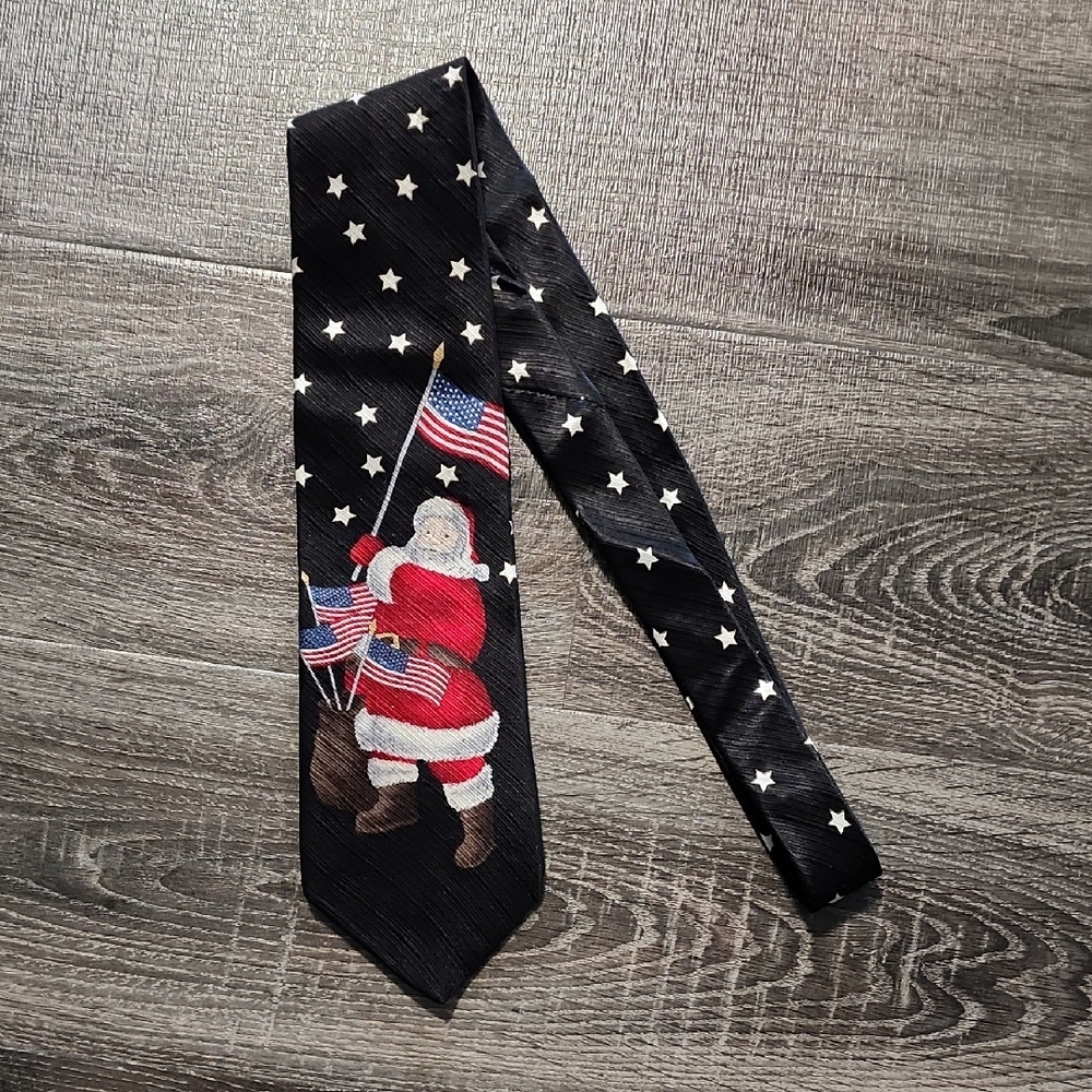 🎉 American Traditions Patriotic Santa Necktie 🎉